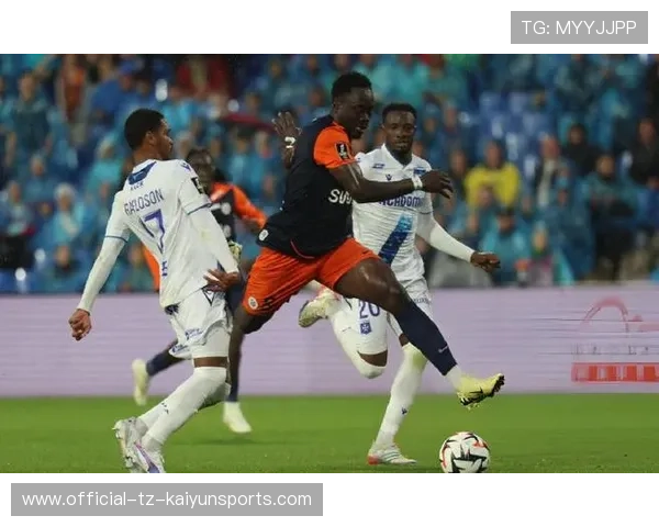 萨瓦尼耶任意球直接破门助蒙彼利埃领先 萨瓦尼耶任意球直接破门助蒙彼利埃领先